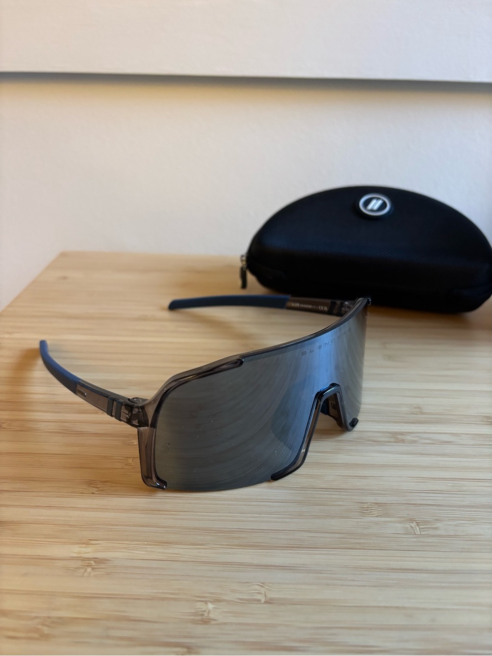 Blenders Sunglasses Expose Slate Shadow (running) - Picture 2 of 7